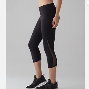 LULULEMON TRAIN TIMES CROP 17" INSEAM BLACK